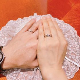 【TRECENTI(トレセンテ)の口コミ】 エンゲージの指輪はハート形のピンクダイヤがついていたことが決め手にな…