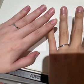 【俄(にわか)の口コミ】 形はウェーブで、デザインは1本をひねって作られたような形で素敵でした。…