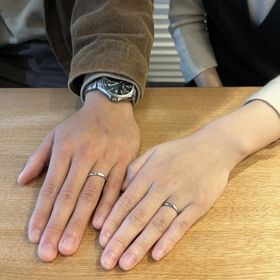 【出雲結(いずもゆい)の口コミ】 デザインや着け心地に惹かれ、決めました。
デザインは決して華美ではない…