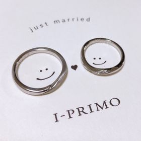 【アイプリモ(I-PRIMO)の口コミ】 私は指が短いので、指が綺麗に見えるウェーブで、メレダイヤが入っている…
