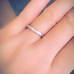 【ROYAL ASSCHER(ロイヤル・アッシャー)の口コミ】 事情により、東急百貨店でしか購入することができませんでした。女性の指…