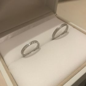 【PILOT BRIDAL(パイロットブライダル)の口コミ】 元々２人でこんな指輪がほしいと話をしていた時に、個性的で上品な指輪が…
