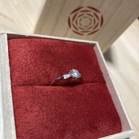 【出雲結(いずもゆい)の口コミ】 デザインはもちろん、指輪それぞれのコンセプトが非常に美しく、こちらの…