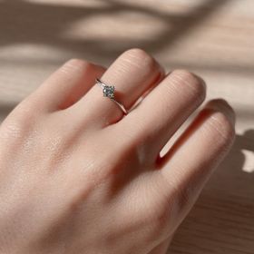 【TOWA(永遠)の口コミ】 デザインがとても可愛くて気に入りました。
シンプルすぎず、派手すぎず、…