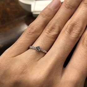 【HATAE(ハタエ)の口コミ】 祖母が昔付けていた婚約指輪を母から譲り受けたので、その指輪のダイヤを…