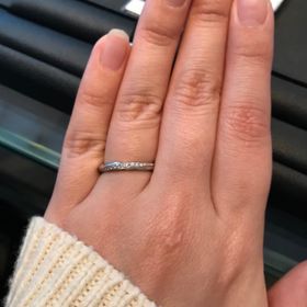 【ラザール ダイヤモンド(LAZARE DIAMOND)の口コミ】 デザイン自体は他のブランドでもよく見るものだが、デザインの種類が多い…