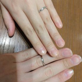 【TRECENTI(トレセンテ)の口コミ】 指輪に丸みがあり、つけ心地が良い。
価格もそこまで高くなく費用を抑えた…