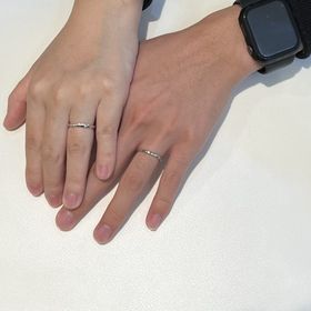 【SIND BAD(シンドバット)の口コミ】 リング自体が細くダイヤが沢山着いてるのにも関わらず派手さがそこまでな…