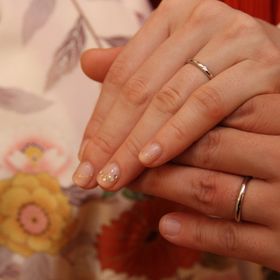 【ヴァンドーム青山(VENDOME AOYAMA)の口コミ】 シンプルなリングを探していましたが、新婦側にストーンを入れることがで…