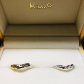 【ケイウノ ブライダル(K.UNO BRIDAL)の口コミ】 最初はプラチナとピンクゴールドやゴールドの２色が入ってるシンプルだけ…