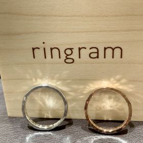 【ringram(リングラム)の口コミ】 結婚雑誌に掲載されているサンプルが好きなデザインだったこと、一生に一…