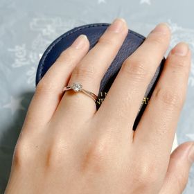 【銀座ダイヤモンドシライシの口コミ】 もうとにかく一目惚れでした！！
最初はHPでみて、ホワイトリリーが可愛い…