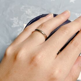 【銀座ダイヤモンドシライシの口コミ】 シンプルでずっとつけられるデザイン、丸みがあってストレート、夫と全く…