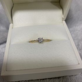 【RosettE(ロゼット)の口コミ】 人と被らないようなデザインを探してました。
ミル打ちのラウンドデザイン…