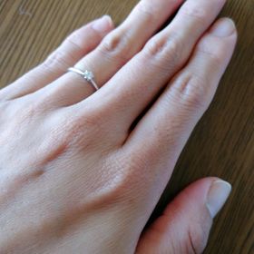 【ジュエリーツツミ(JEWELRY TSUTSUMI)の口コミ】 婚約指輪はずっとはめるものではなくなるため、見て楽しめる、形に残る、…