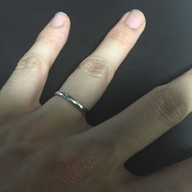 【銀座ダイヤモンドシライシの口コミ】 嫁の婚約指輪もシライシさんで購入しており、結婚指輪も婚約指輪にあわせ…
