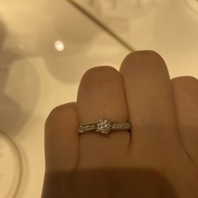 【ショーメ(CHAUMET)の口コミ】 デザインはシンプルですが、ダイヤの高さもあまりないので日常に使いやす…