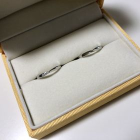 【ケイウノ ブライダル(K.UNO BRIDAL)の口コミ】 普段あまり指輪をつけることに慣れていないため付け心地がよく、違和感な…