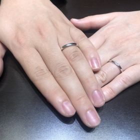 【TRECENTI(トレセンテ)の口コミ】 内側が丸く加工してあり、つけ心地が良かったです。シンプルなデザインな…