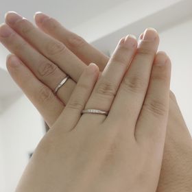 【ラザール ダイヤモンド(LAZARE DIAMOND)の口コミ】 指輪の決め手は3つあります。一つ目は、ダイヤモンドの輝きです。ハイブラ…