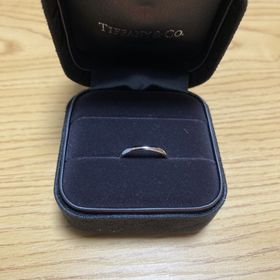 【ティファニー(Tiffany & Co.)の口コミ】 婚約指輪を抑えめの値段にした代わりに、普段つける結婚指輪は、ブランド…