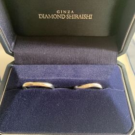 【銀座ダイヤモンドシライシの口コミ】 自分の指のネックを話して、こういったデザインが合っているよ、とすすめ…