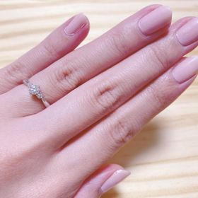 【TASAKI(タサキ)の口コミ】 一粒ダイヤのものよりもサイドメレであることでより華やかであったことや…