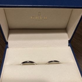 【GALA JEWELRY(ガラジュエリー)の口コミ】 細身でシンプルながらおしゃれで2パターン調整出来る点が素敵だと思いまし…
