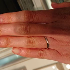 【ヴァンドーム青山(VENDOME AOYAMA)の口コミ】 シンプルかつ上品なデザインで、飽きがこないデザインの指輪です。ダイヤ…