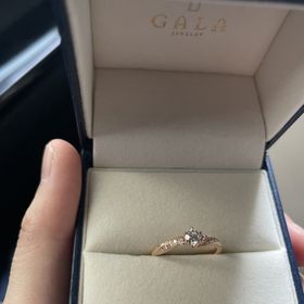 【GALA JEWELRY(ガラジュエリー)の口コミ】 買いに行く前に、店舗を絞ろうとネットでリングを沢山見ました。galaジュ…