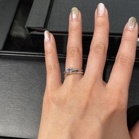 【エクセルコダイヤモンド(EXELCO DIAMOND)の口コミ】 デザインとダイアモンドのランクを見て最終的に価格と相談して決めました…