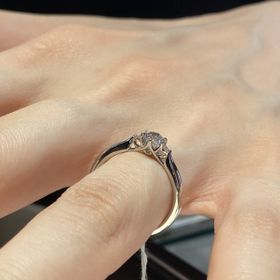 【アイプリモ(I-PRIMO)の口コミ】 もとももシンプルなデザインを希望してました。
しかし、実物を拝見し様々…