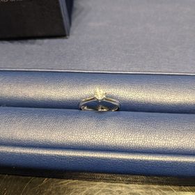 【銀座ダイヤモンドシライシの口コミ】 ダイヤモンドの中にもカラット数だけでなく、輝きの度合いやダイヤモンド…