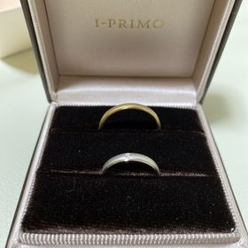 【アイプリモ(I-PRIMO)の口コミ】 あまり派手なデザインを好まず、シンプルな指輪を探していました。また、…
