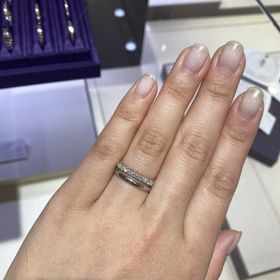 【俄(にわか)の口コミ】 シンプルで何もデザインや石などがついてないものがいい！と話すとこちら…