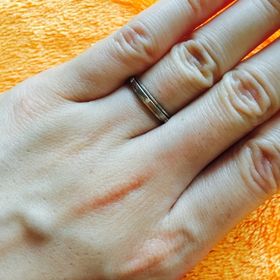 【ピアジェ(PIAGET)の口コミ】 雑誌に掲載されている数ある結婚指輪の中から、2つの輪が重なってできてい…