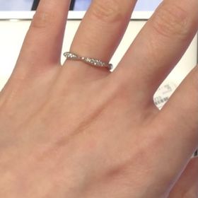 【シャネル(CHANEL)の口コミ】 すごく可愛いデザインな分、リングも華奢なつくりです。年齢を重ねていっ…