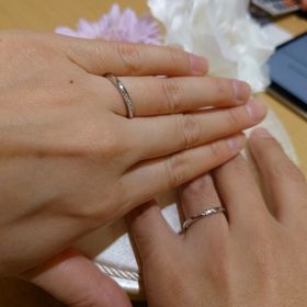 【TRECENTI(トレセンテ)の口コミ】 沢山の種類が有ったが、店員さんが親切に対応し、自分達に最も合った結婚…