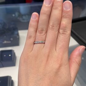 【エクセルコダイヤモンド(EXELCO DIAMOND)の口コミ】 私は、エタニティリングを求めていろんなお店を見て回っていました。正直…