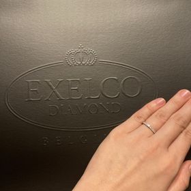 【エクセルコダイヤモンド(EXELCO DIAMOND)の口コミ】 派手すぎず上品な輝きがあります。仕事柄あまり派手なデザインは付けるこ…
