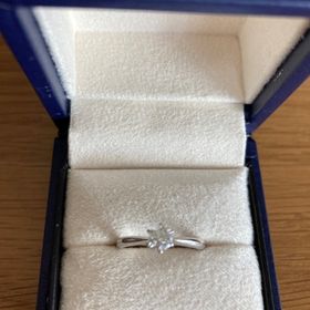 【アイプリモ(I-PRIMO)の口コミ】 ごちゃごちゃしたり、可愛すぎるデザインは好まないので、シンプルなデザ…