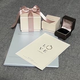 【アイプリモ(I-PRIMO)の口コミ】 デザインは結婚指輪と合わせて着用したときのことを考えて選びました。
ダ…