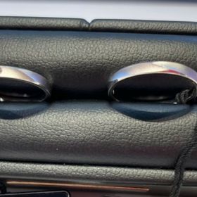 【ラザール ダイヤモンド【取扱店販売】の口コミ】 購入はしませんでしたが、スタイリッシュなとても素敵な指輪でした。仕事…