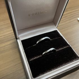 【アイプリモ(I-PRIMO)の口コミ】 ネットで拝見した時から波の様なデザインが気になっていました。お店に来…