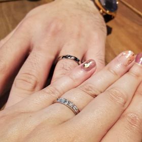 【ラザール ダイヤモンド(LAZARE DIAMOND)の口コミ】 婚約指輪の購入をスキップしたので、結婚指輪ではダイヤモンドの綺麗さを…