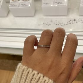 【festaria VOYAGE(フェスタリア ボヤージュ)の口コミ】 華奢で指が細い女性や、男性も華奢で細身の方によく合うブランドかなあと…