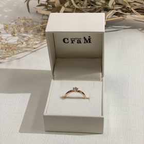 【atelier CraM(アトリエ クラム)の口コミ】 シルバー、ゴールド、ピンクゴールドを試着しました。王道のシルバーと、…