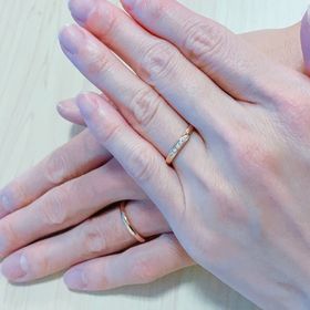 【CRAFY(クラフィ)の口コミ】 色とデザインが気に入りました。元々ピンクゴールドがほしいと思っていま…