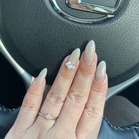 【1122 iifuufu bridal(いい夫婦ブライダル)の口コミ】 デザインと価格どちらにも納得できました。
また、ウェブでみていたときか…