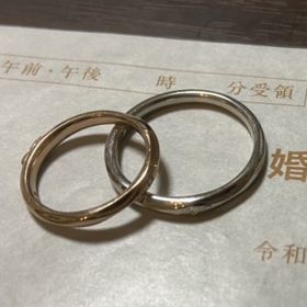 【ケイウノ ブライダル(K.UNO BRIDAL)の口コミ】 ホームページで細身のデザインでリングを見てから、担当の方にお願いし、…